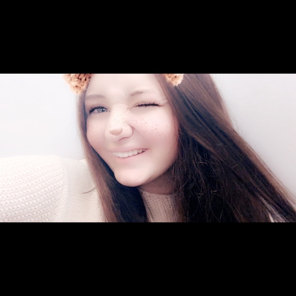 Meet your Posher, Amie